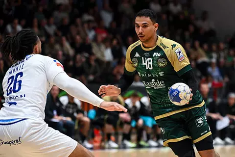 كرة يد.. مهاب سعيد يقود نيم لفوز مثير على مونبيليه في الدوري الفرنسي